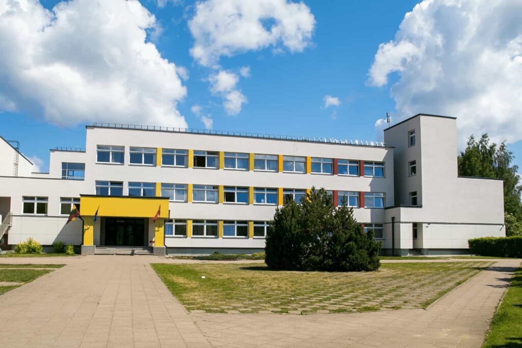 Collège, exemple de bâtiment public dont les données techniques sont centralisées dans bimwiq DATA